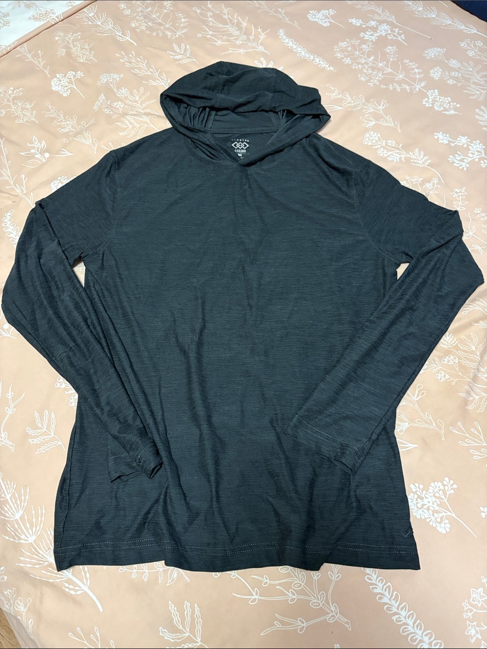 Men's Black Long-Sleeve Hooded Tee